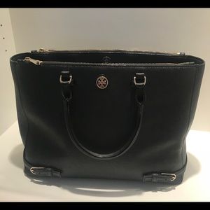 *** SOLD ***Tory Burch Robinson handbag